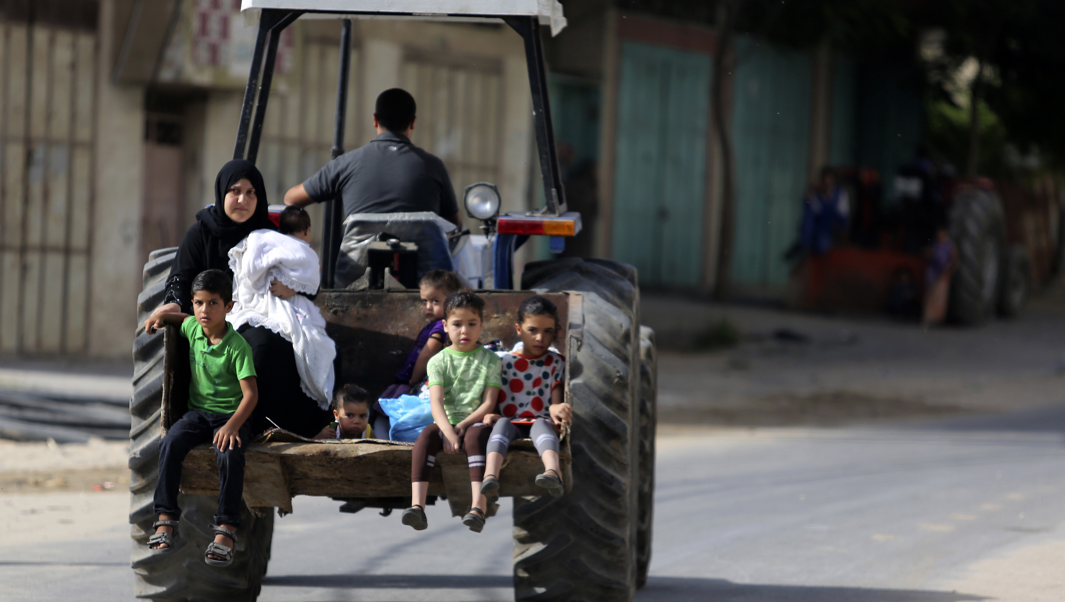 Thousands Of Palestinians Flee Northern Gaza Strip - CBS News