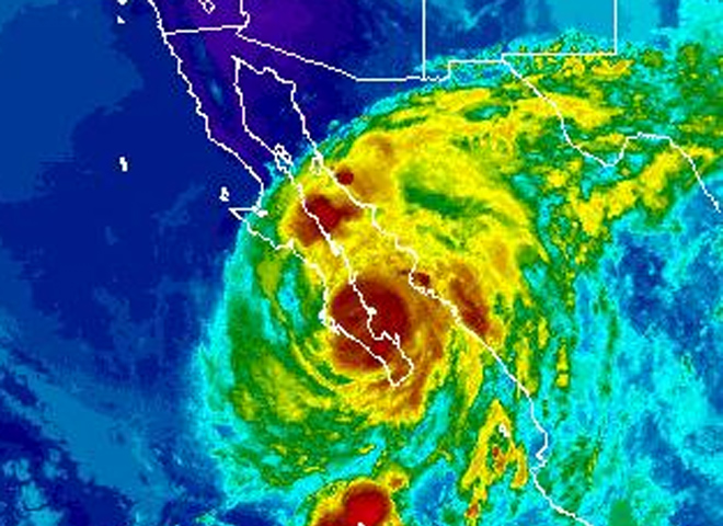 Hurricane Odile slams Baja California peninsula - CBS News