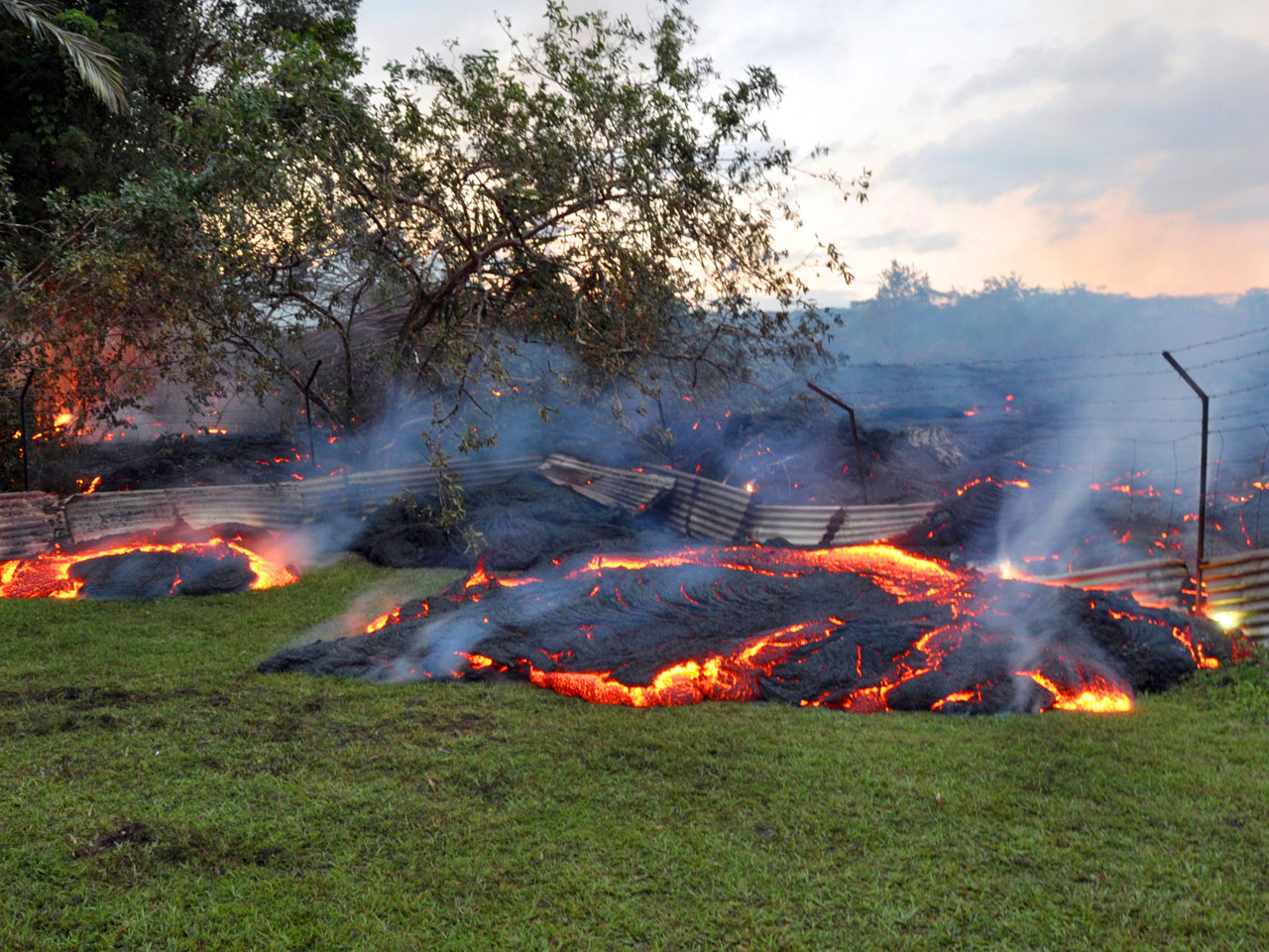 Hawaii Lava Flow Slow Motion Disaster May Come With Explosions Cbs News Free Download Nude