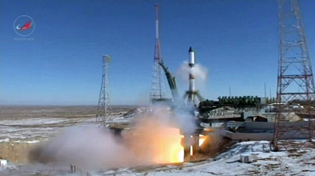 102914m25mlaunch.jpg