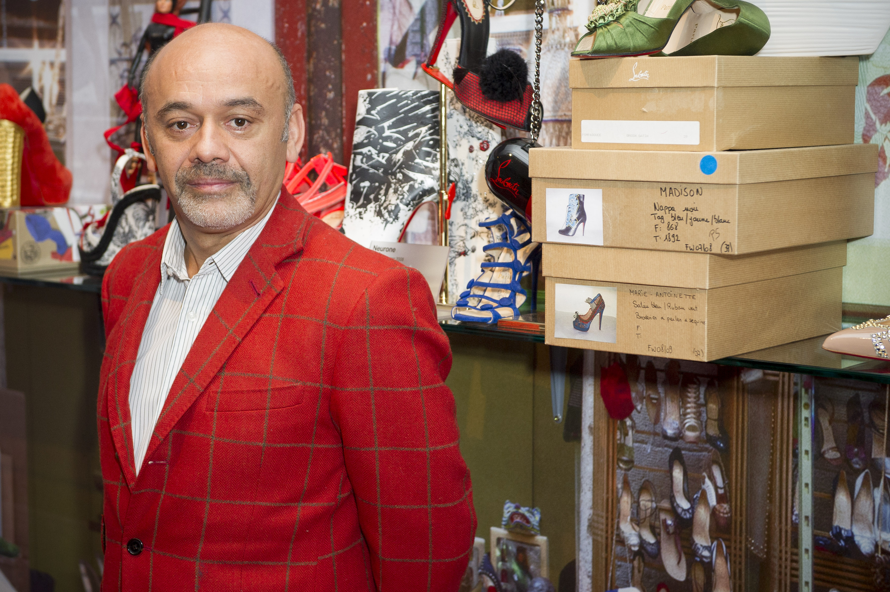 Ydeevne paperback orange Christian Louboutin: The inspiration behind the red sole - CBS News