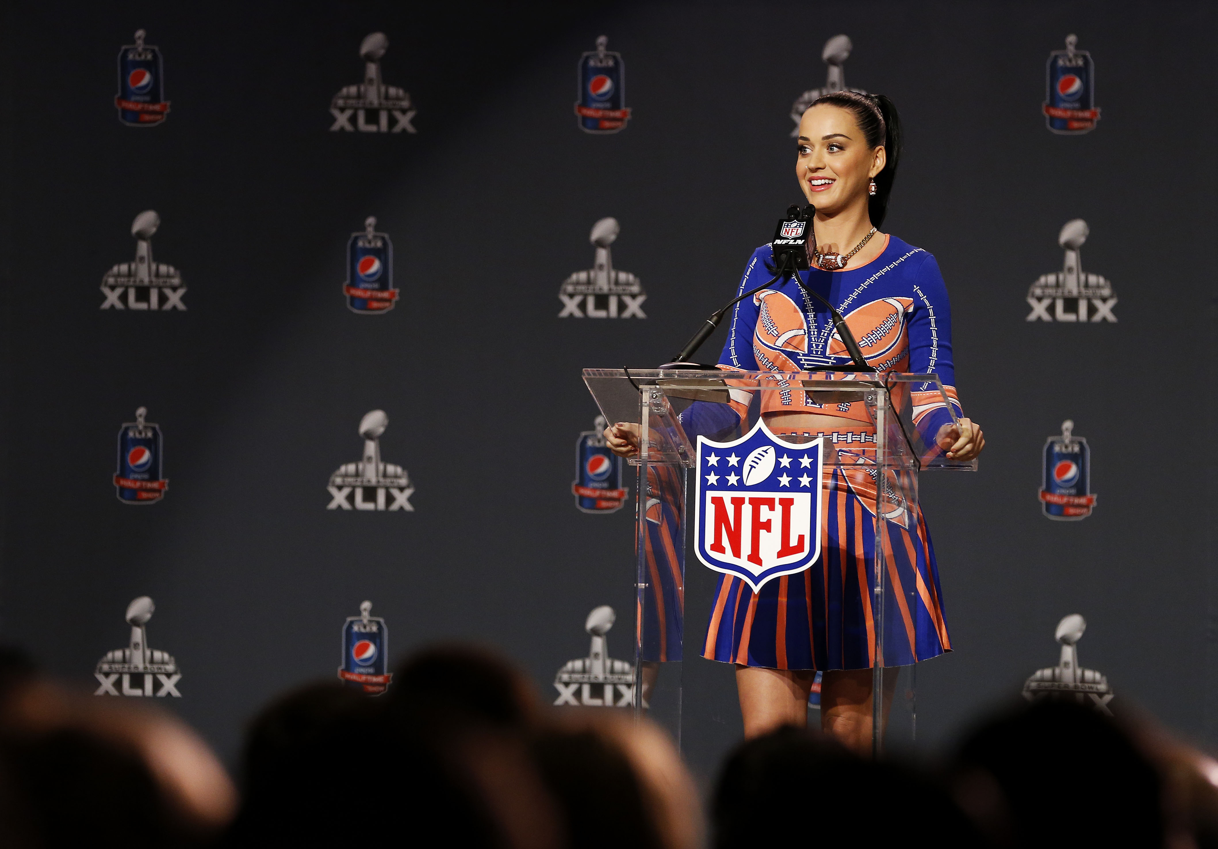 Katy Perry Says Super Bowl Halftime Performance Will Make You Roar Cbs News