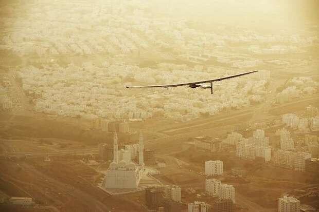 20150310solarimpulse2rtw2ndflightmuscattoahmedabadtake-offstefatou-0329thumb.jpg
