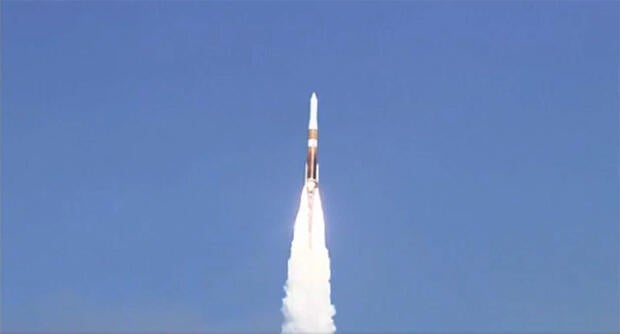 032515gps2f9launch1.jpg