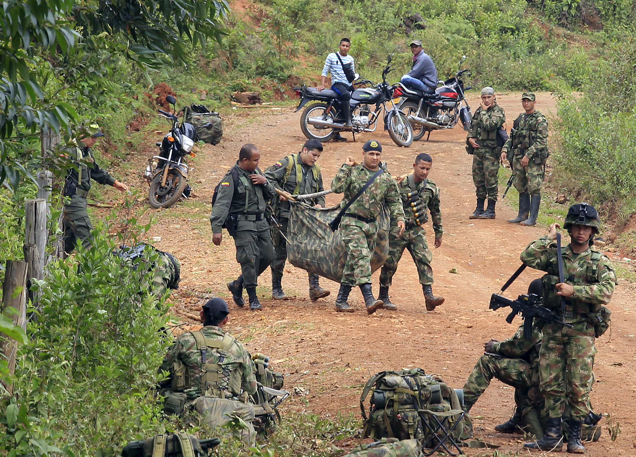 Colombia Guerrillas Break Cease-fire In Attack On Army Unit - CBS News