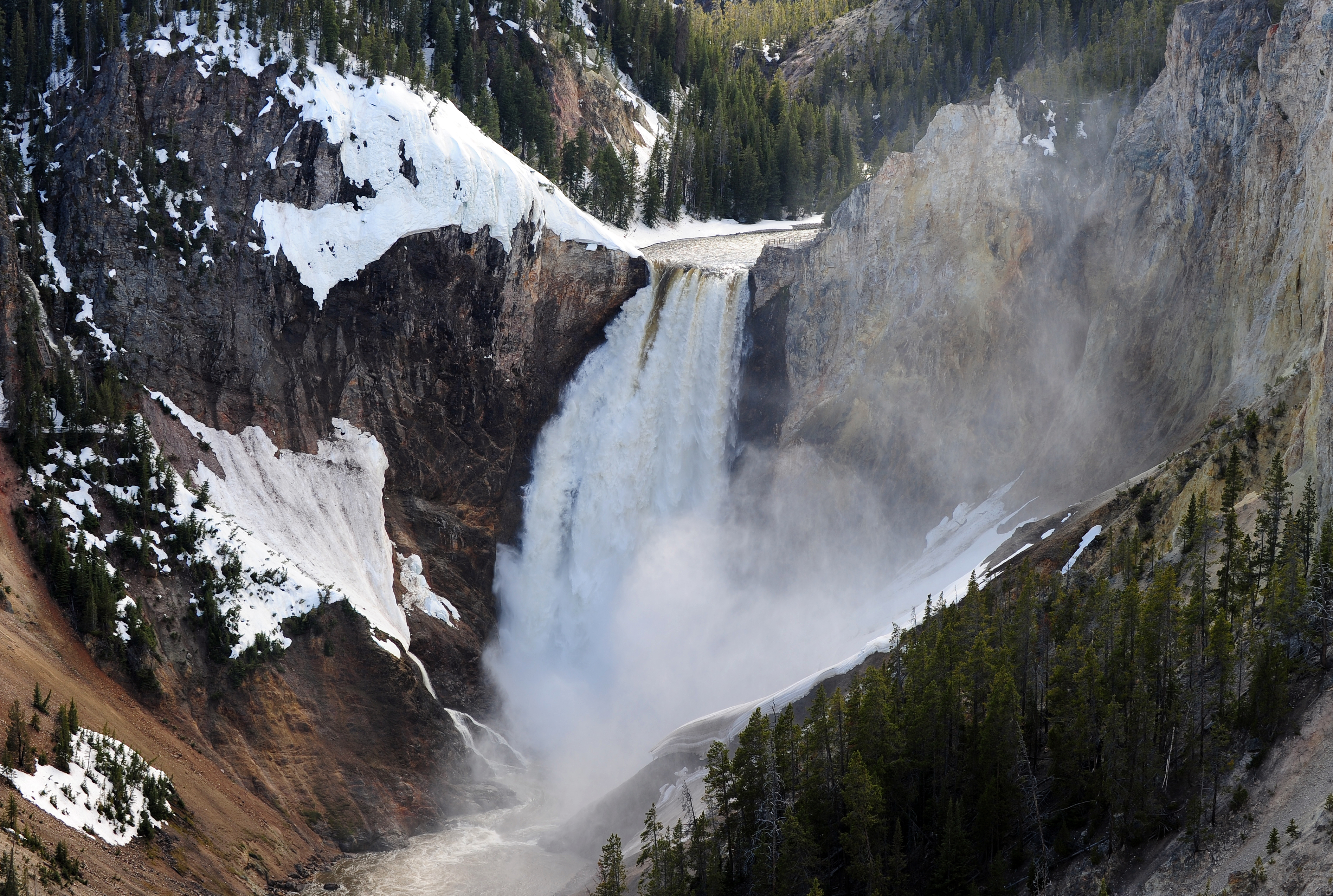 Missing hiker found dead in Yellowstone National Park ...
