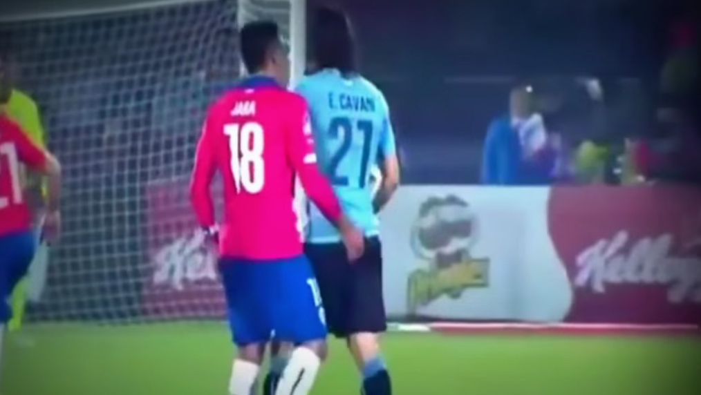 Chile soccer player investigated for provoking opponent - CBS News