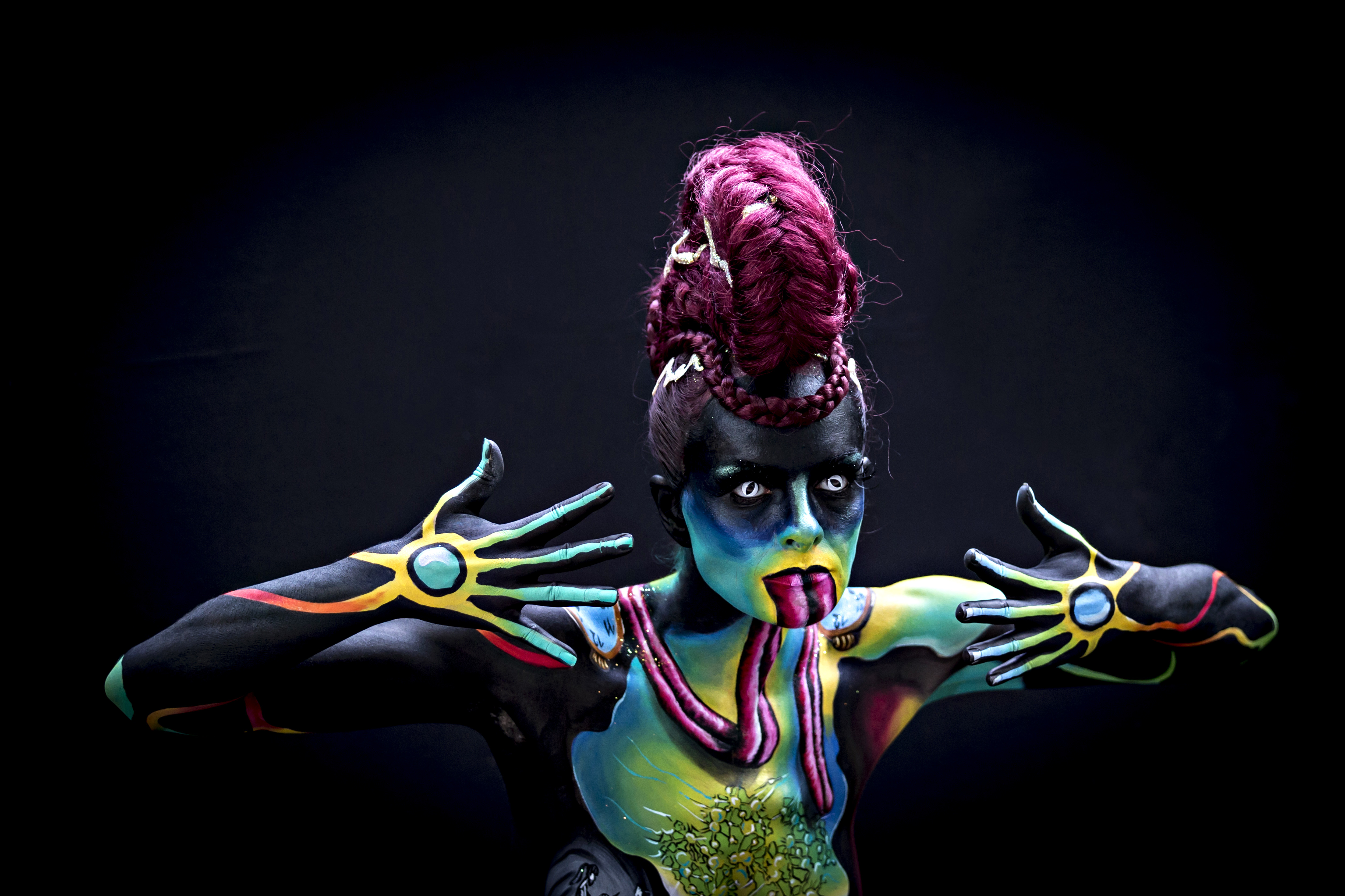 Body art The wild and crazy World Bodypainting Festival Pictures