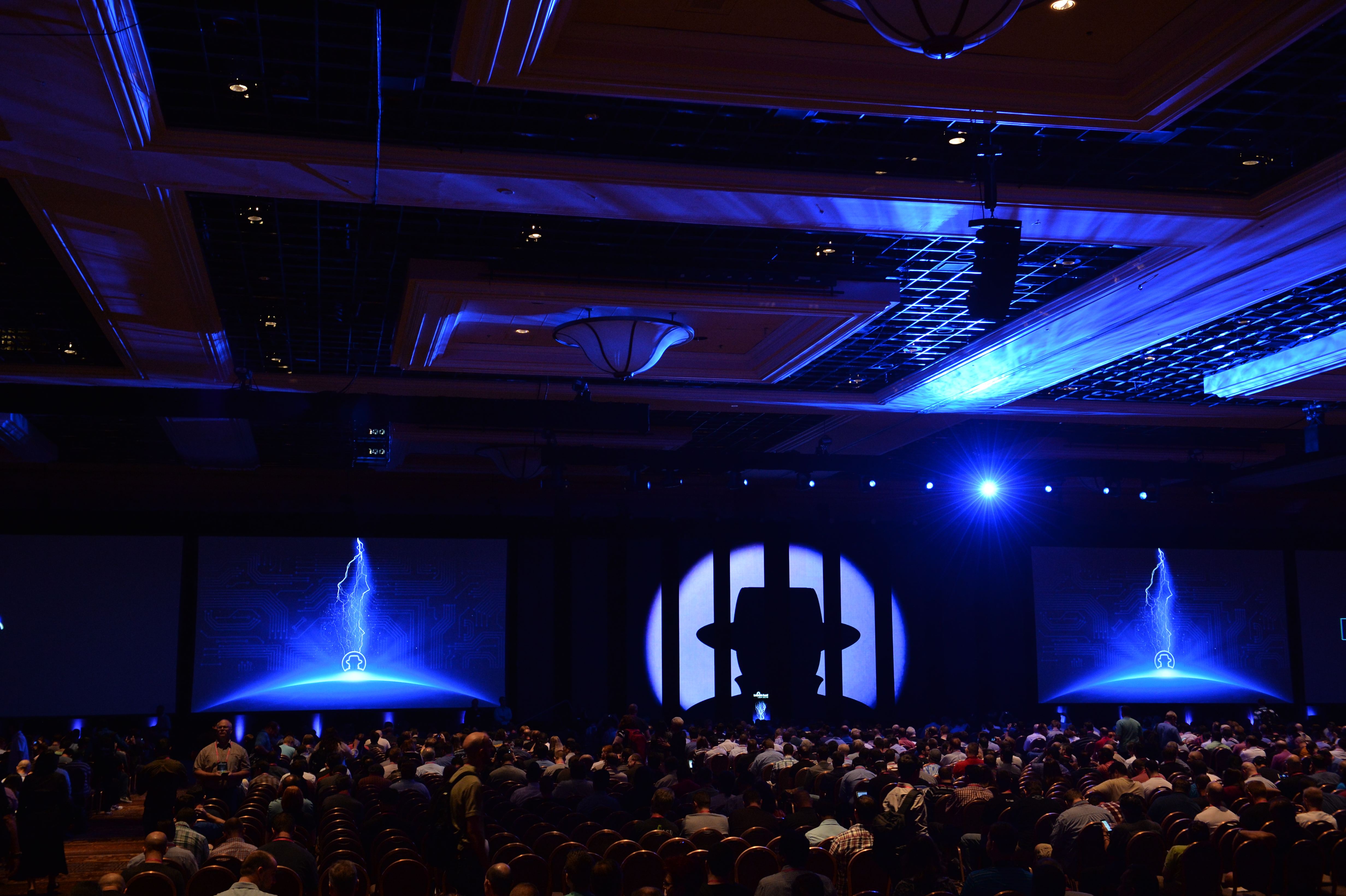 Black Hat, Def Con 2015 Inside the hostile, helpful world of hacking