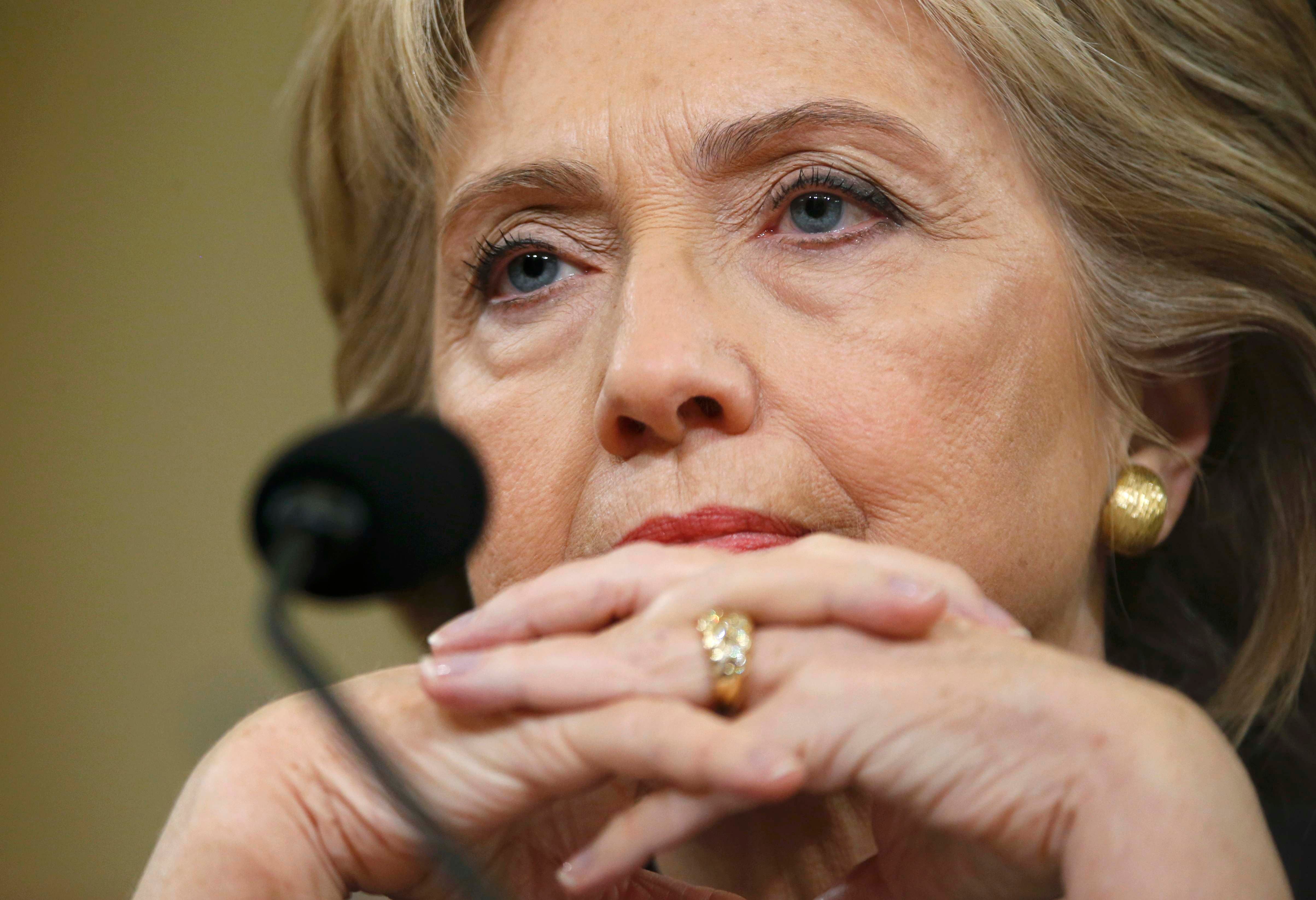 Thousands Of Pages Of Hillary Clinton S Emails Released Cbs News