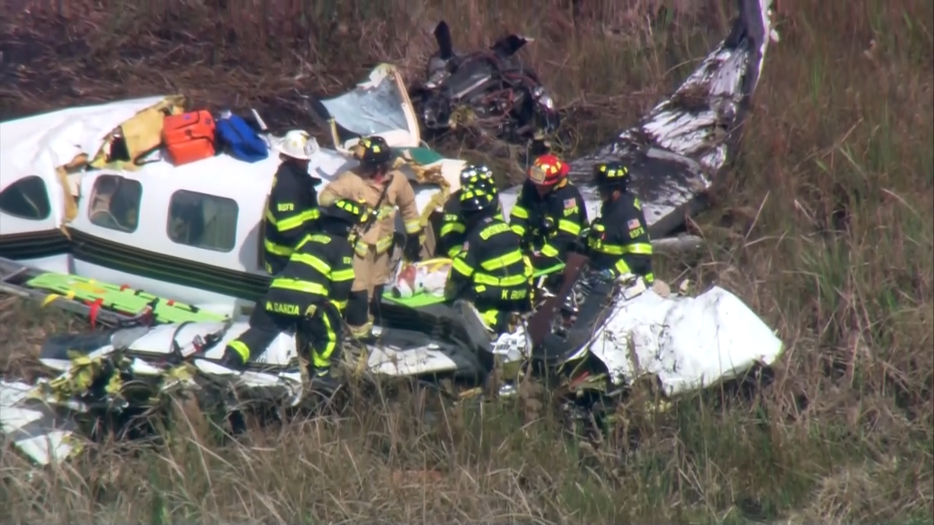 CBS Miami news crew helps rescue plane.