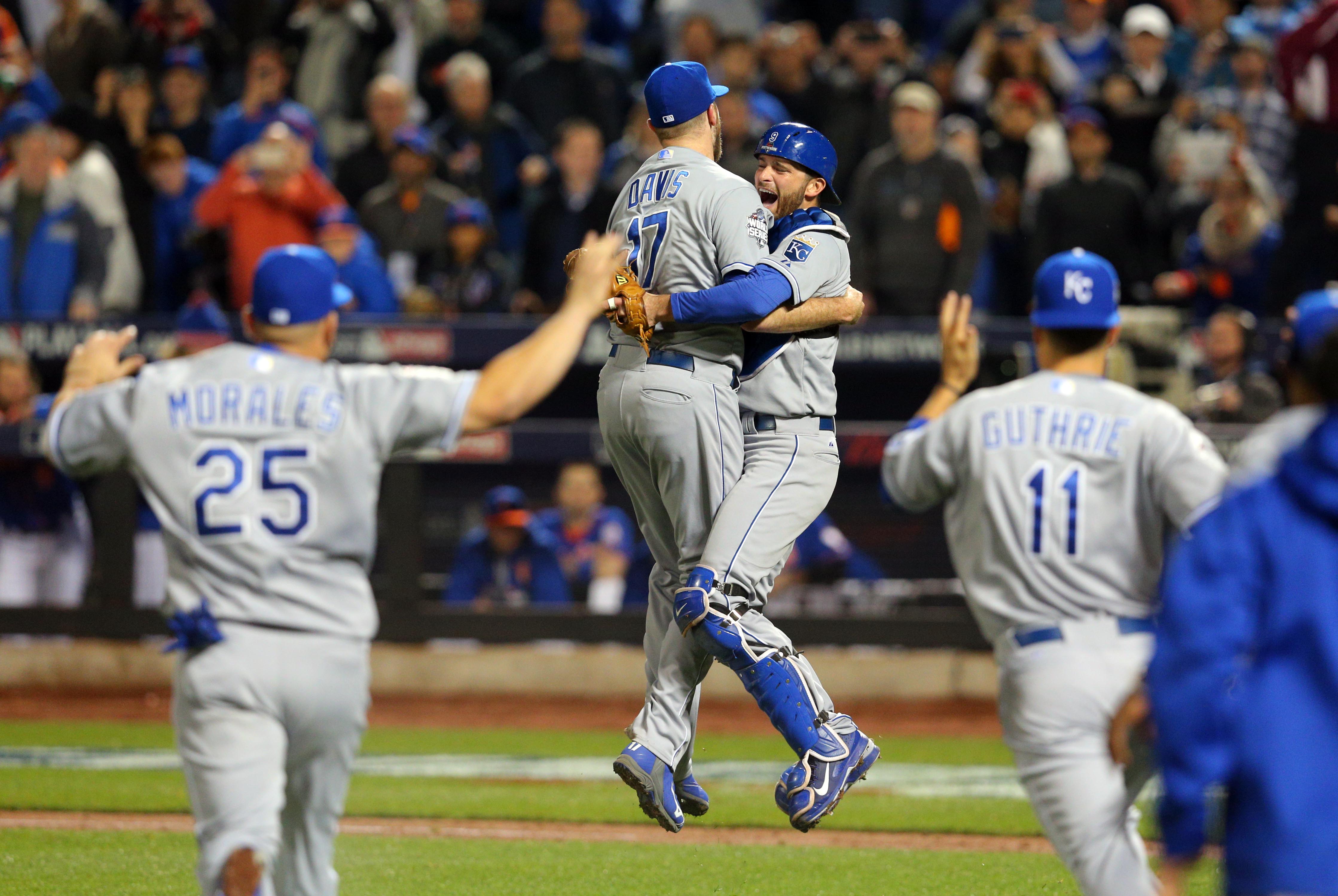 Kansas City Royals win World Series in 5 games, beat New York Mets 72