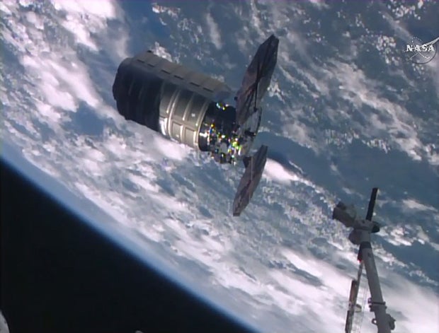 Smooth Space Ships