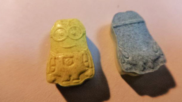 625px x 352px - Officials find ecstasy pills shaped like \