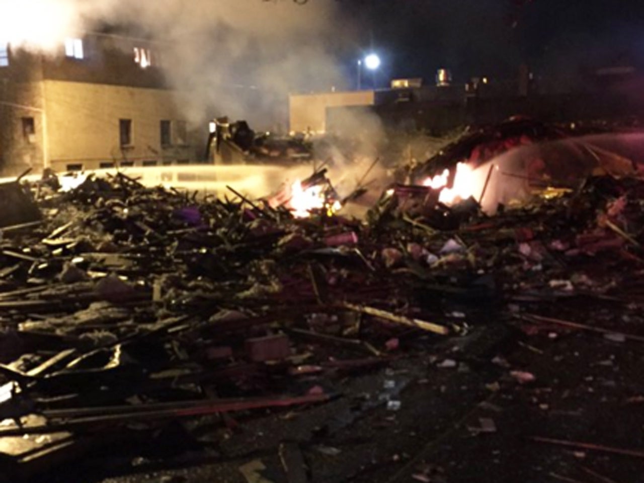 Seattle firefighters hurt at scene of gas leak, blast ...