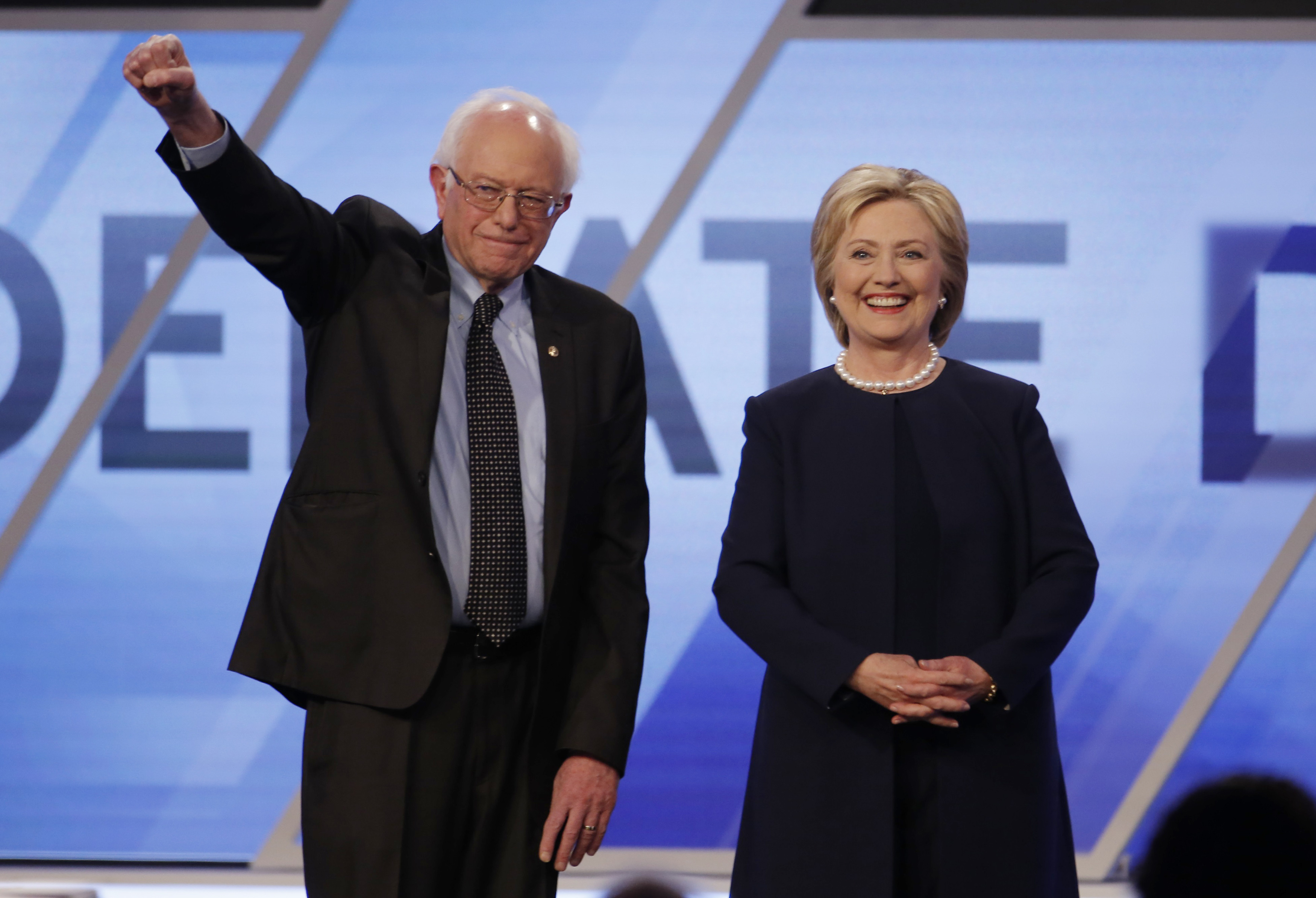 Hillary Clinton 2008 vs. Bernie Sanders 2016: Whose rhetoric is harsher? - CBS News