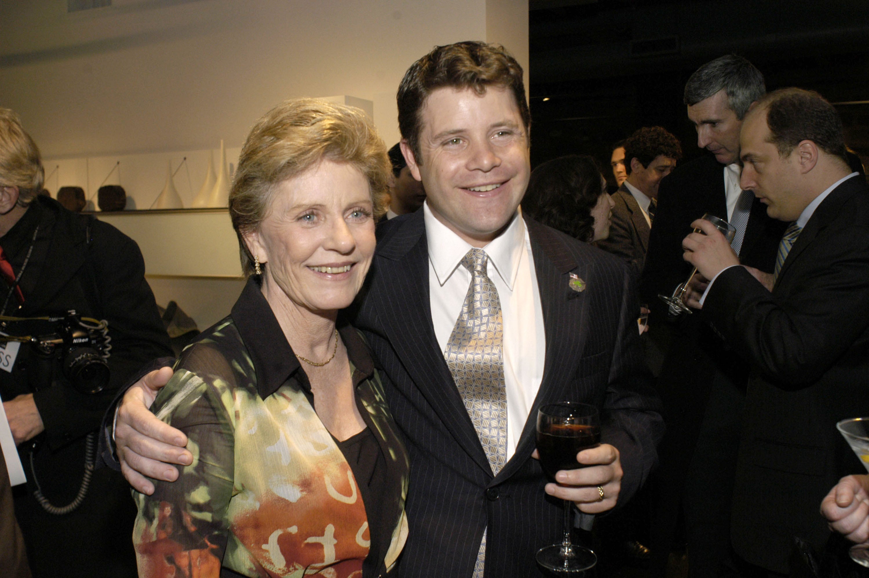 Sean Astin opens up on mom Patty Duke's legacy CBS News