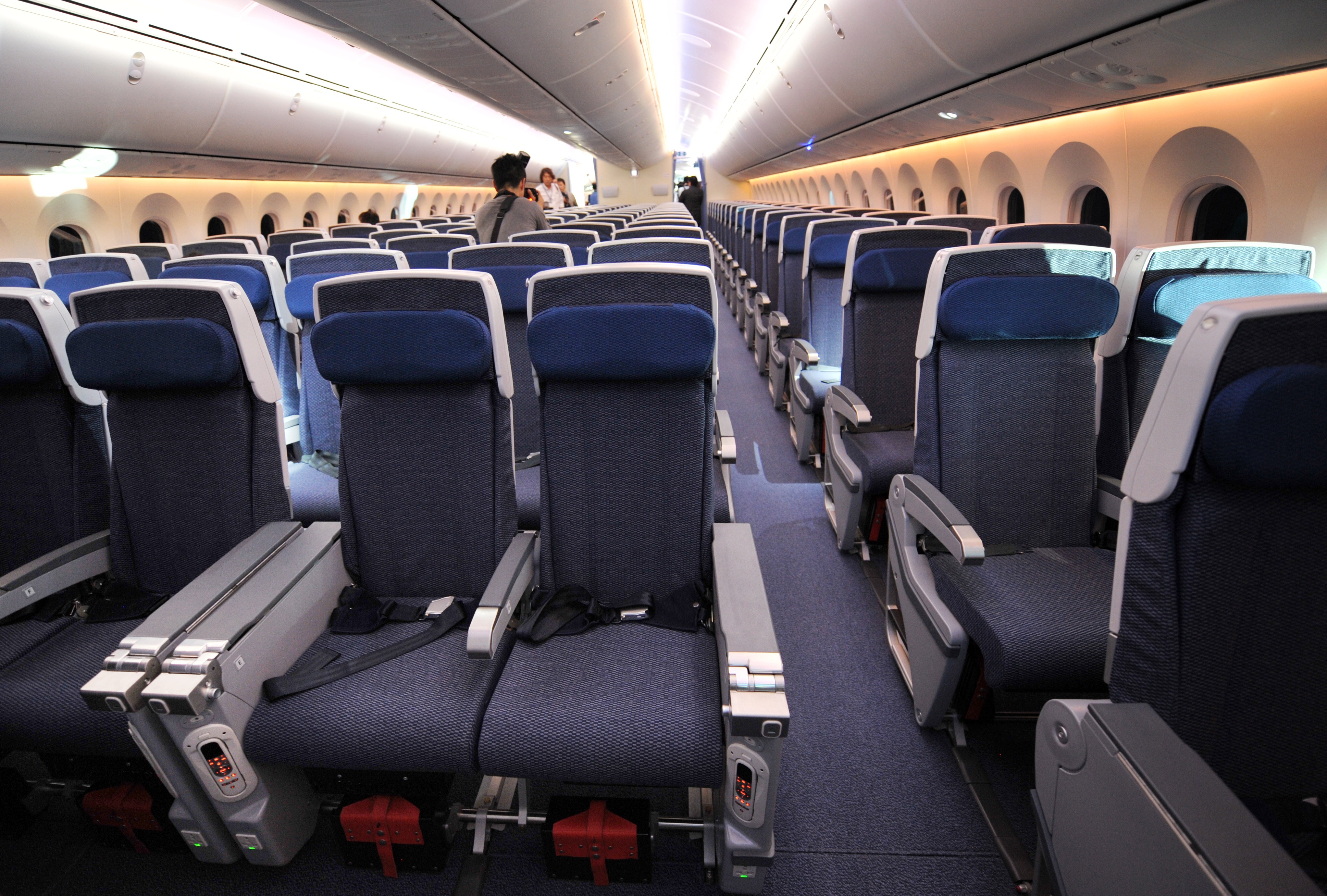 Senate Refuses To Stop Airlines From Shrinking Seats CBS News