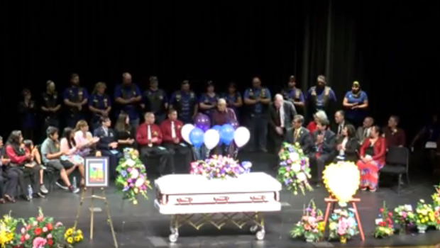 Thousands mourn at funeral for kidnapped Navajo girl - CBS News