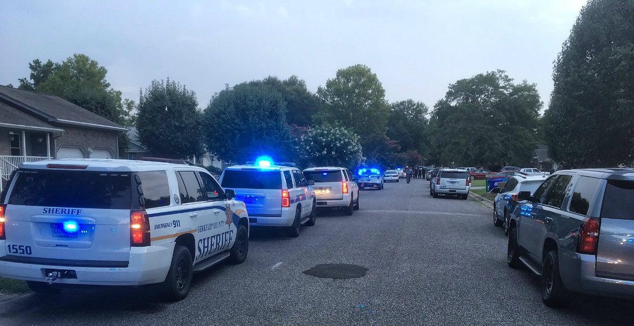 South Carolina police officer shot, wounded during standoff CBS News