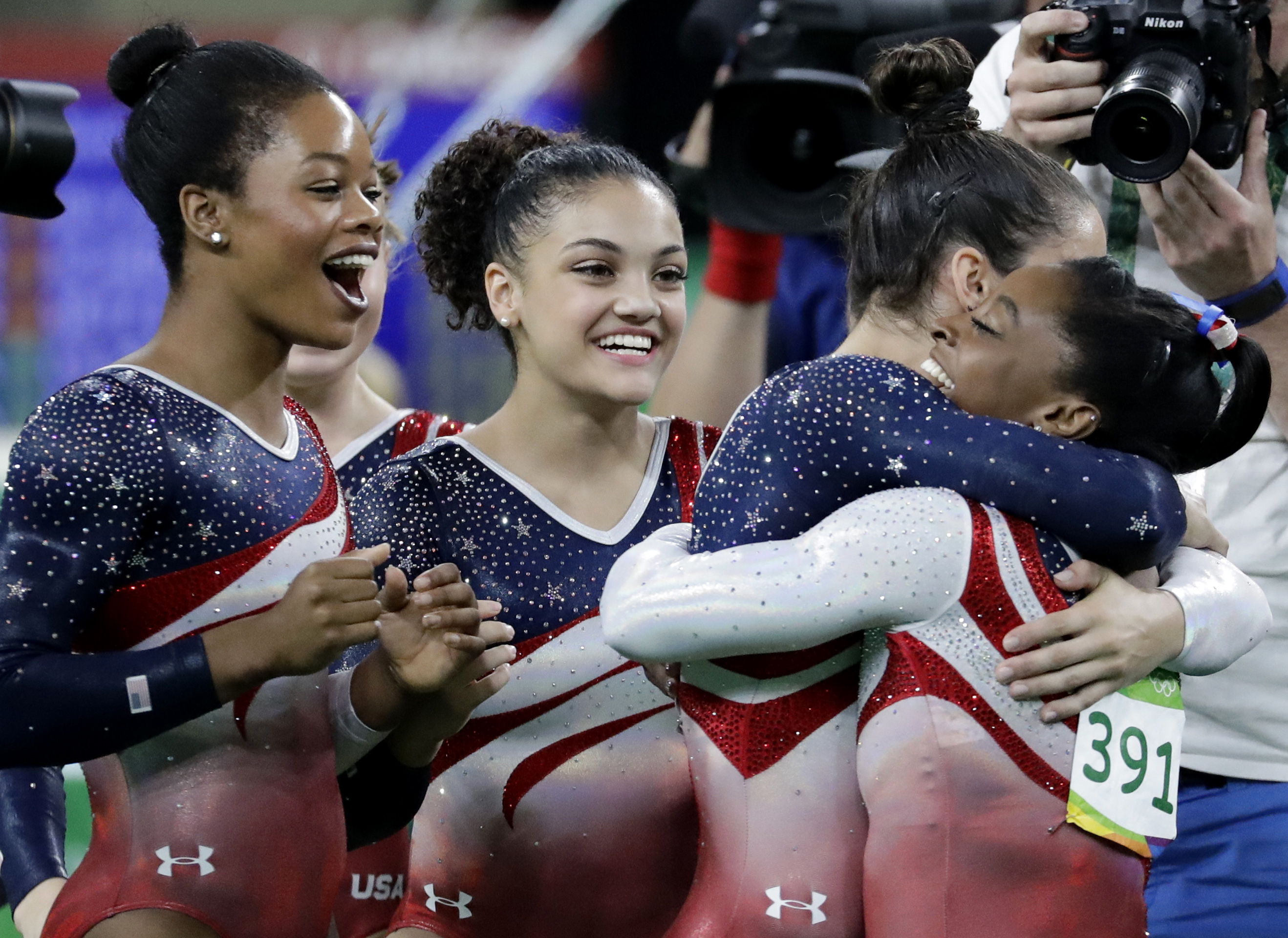 U.S. women's gymnastics team wins gold at Rio Olympics CBS News