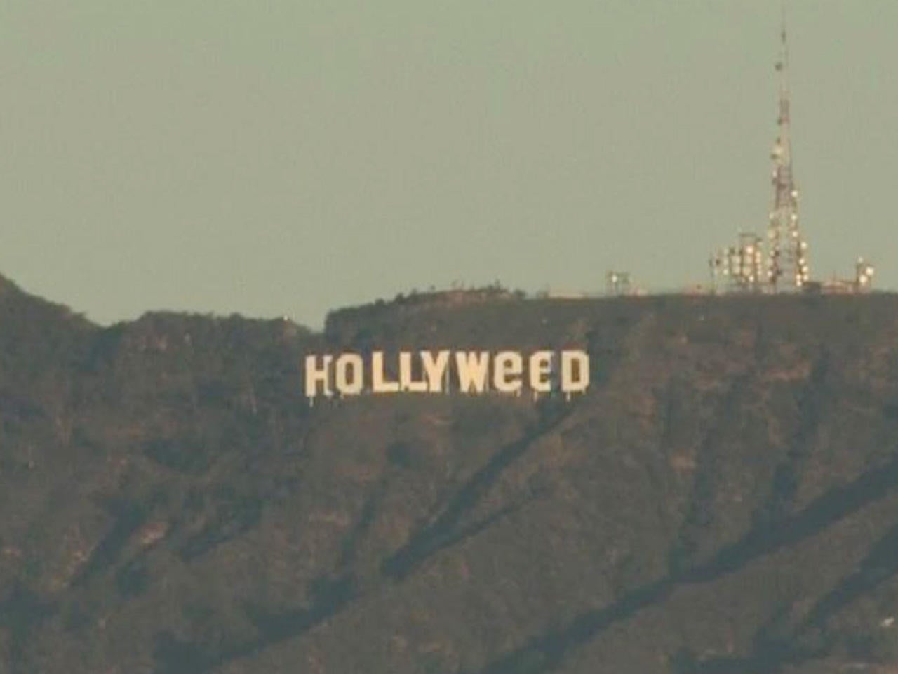 Famed Hollywood sign in Los Angeles vandalized to "Hollyweed ... Famed Hollywood sign in Los Angeles vandalized to "Hollyweed ...