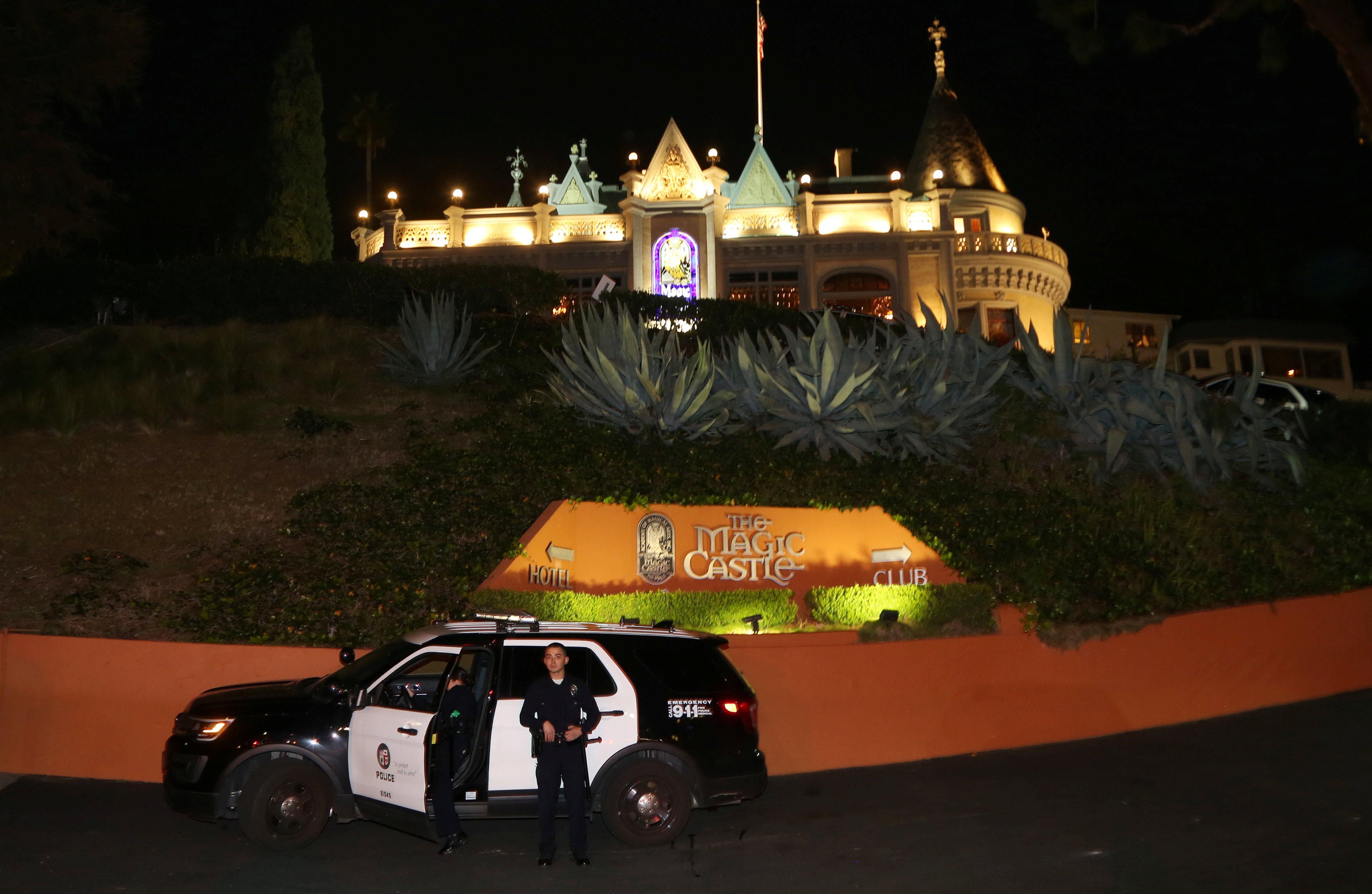 Magic Castle Magician Found Dead On Los Angeles Club S Premises Cbs News
