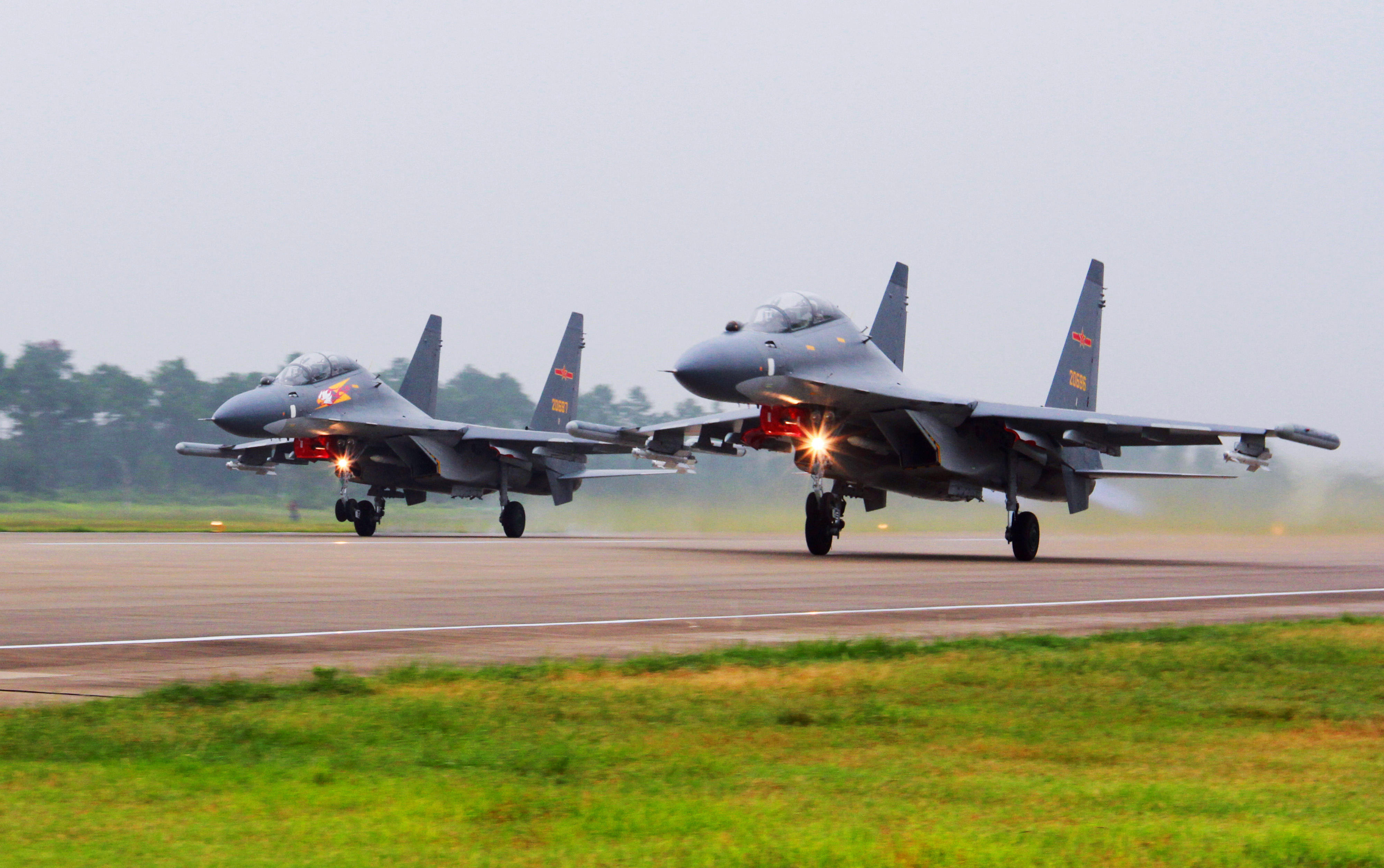 china-fighter-jets-intercept-us-radiation-sniffing-spy-plane-over-east