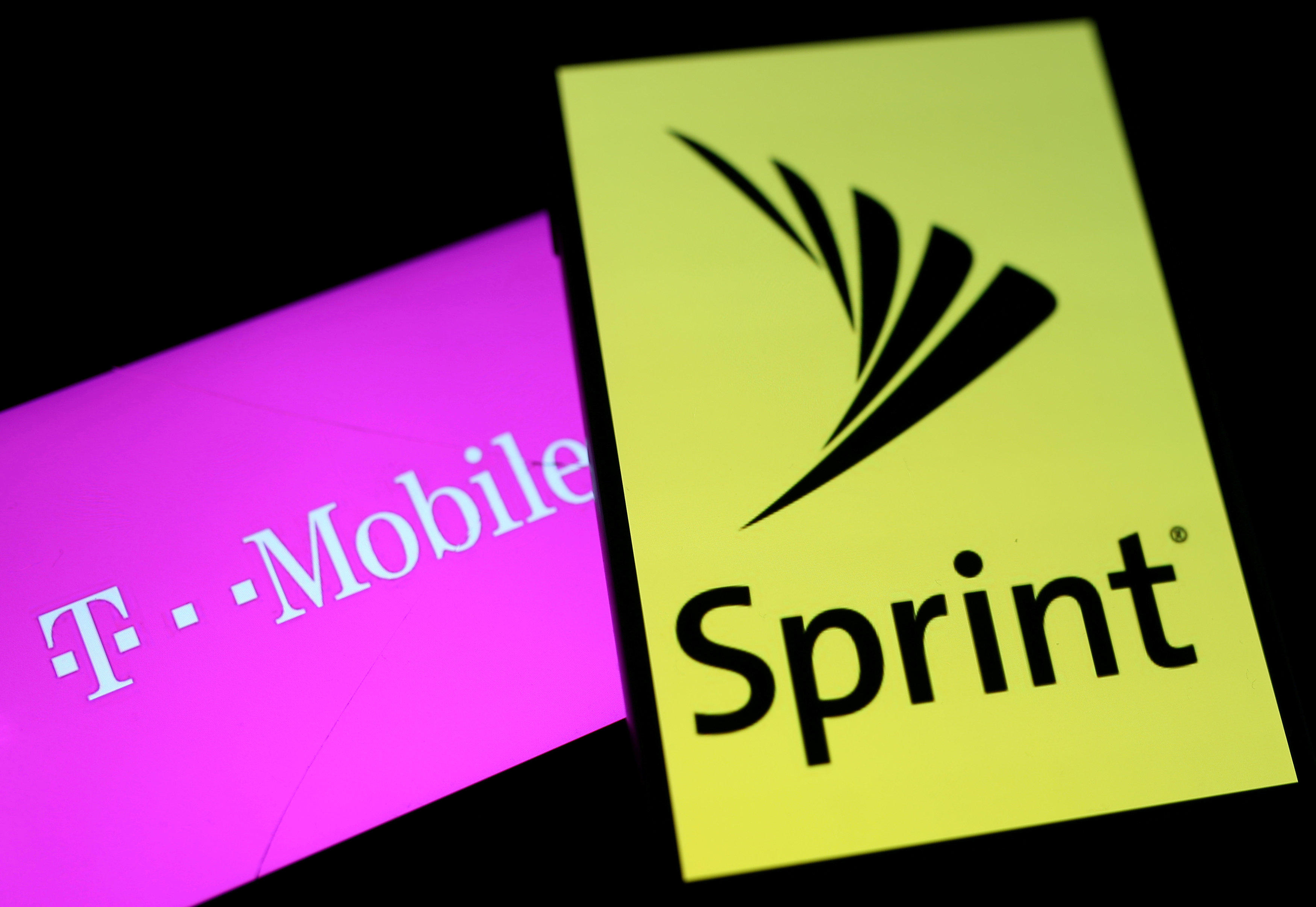Sprint, T-Mobile merger could happen soon: report - CBS News3500 x 2413
