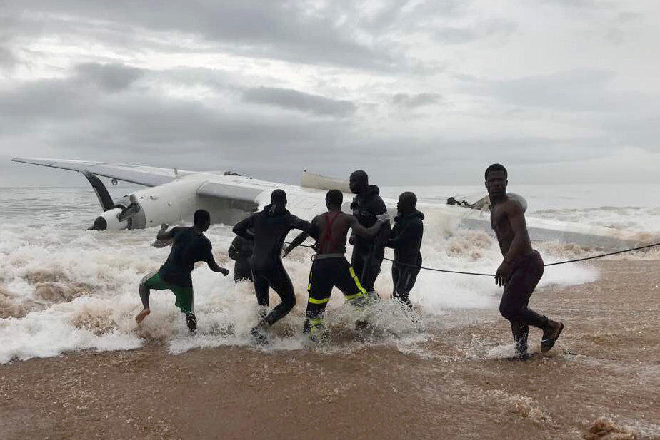 Plane crashes into sea shortly after takeoff, killing 4