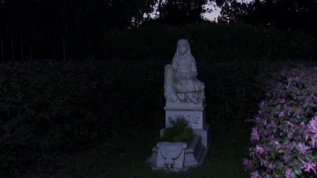 the ghostly beauty of savannahs bonaventure cemetery cbs news - Midnight In The Garden Of Good And Evil Statue the ghostly beauty of savannahs bonaventure cemetery cbs news - Midnight In The Garden Of Good And Evil Statue