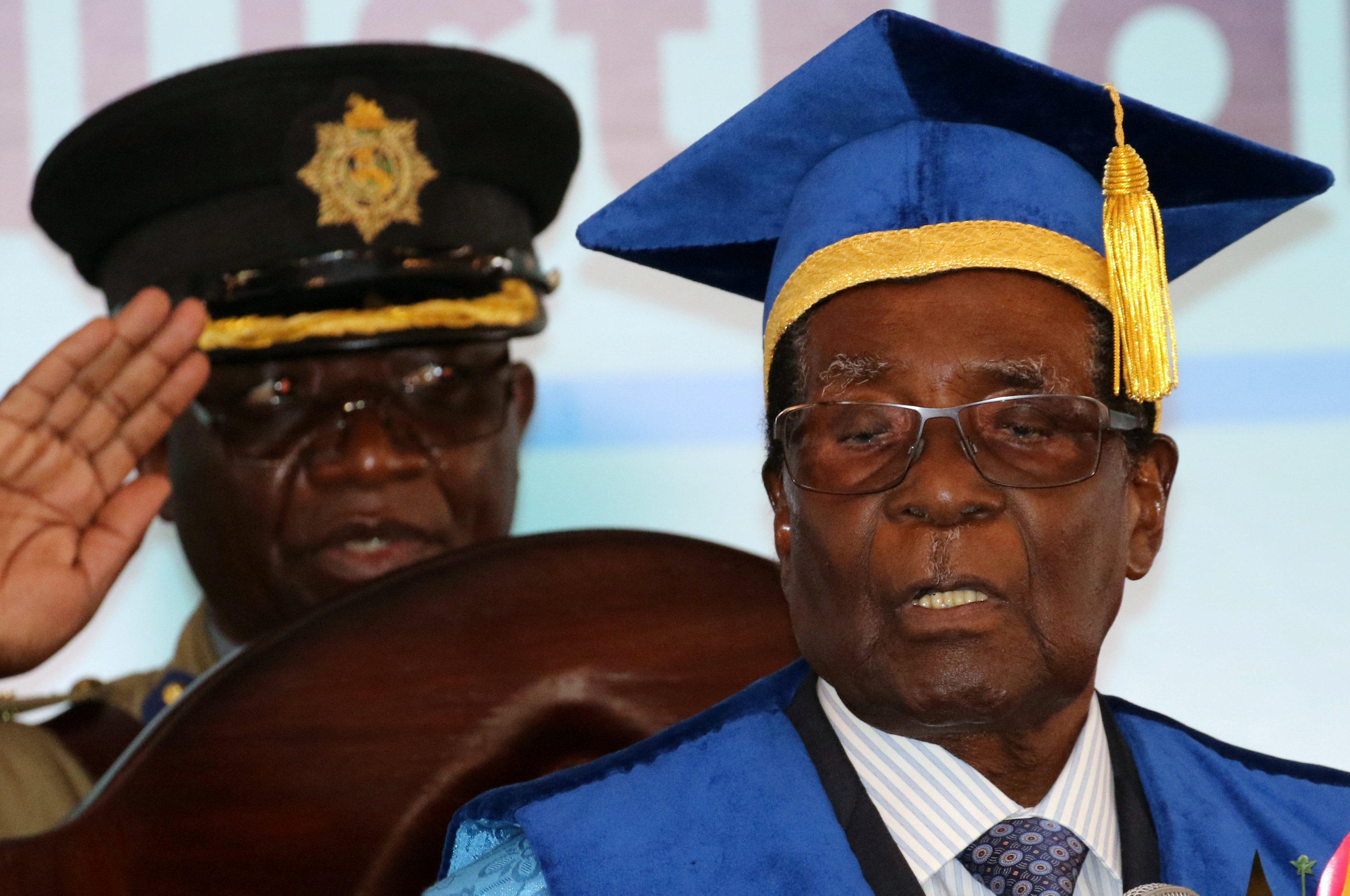 Zimbabwe's Mugabe Makes First Public Appearance Amid Pressure To Exit ...