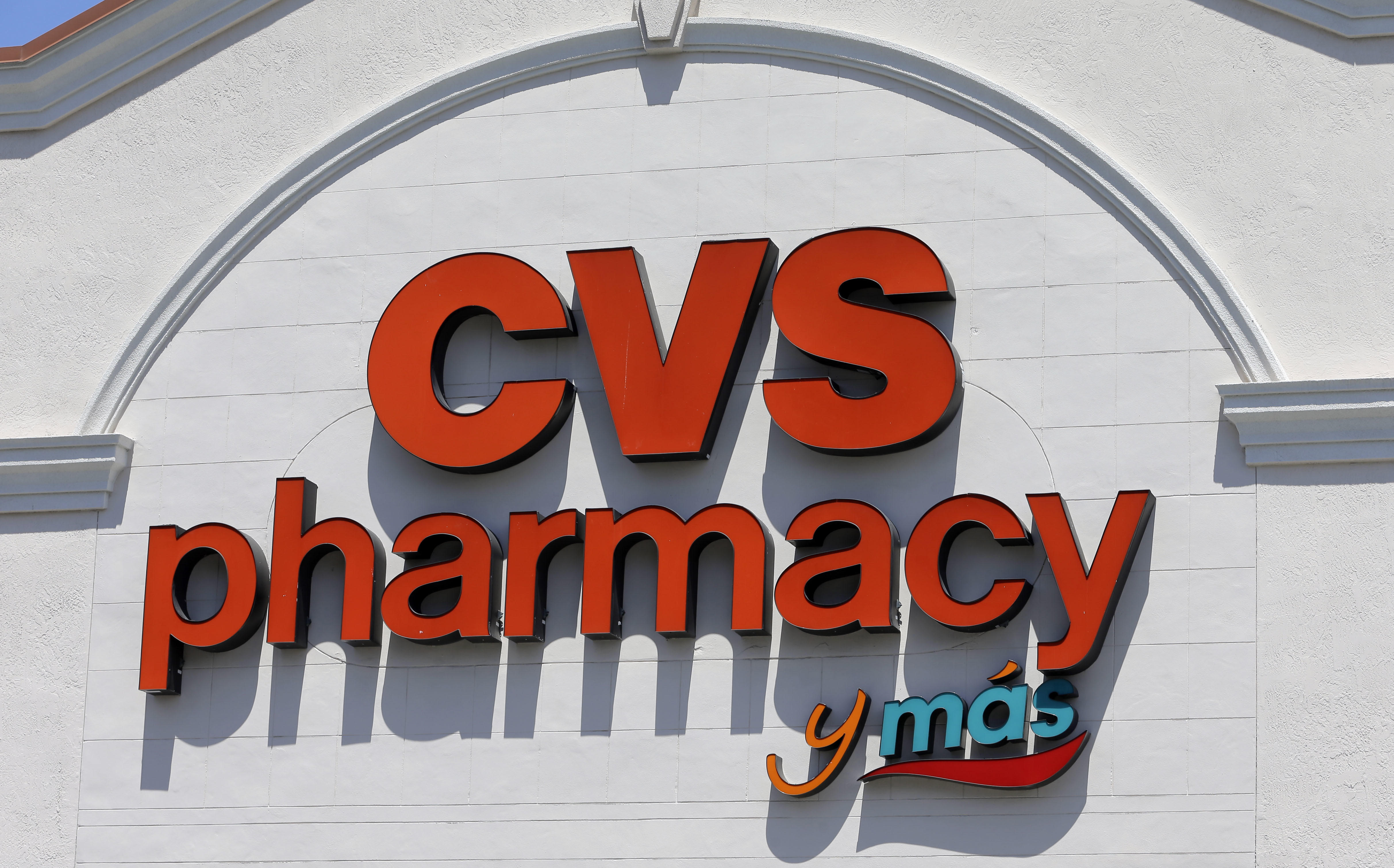 CVS to buy Aetna: $69 billion bid will combine biggest pharmacy and biggest health insurer - CBS ...
