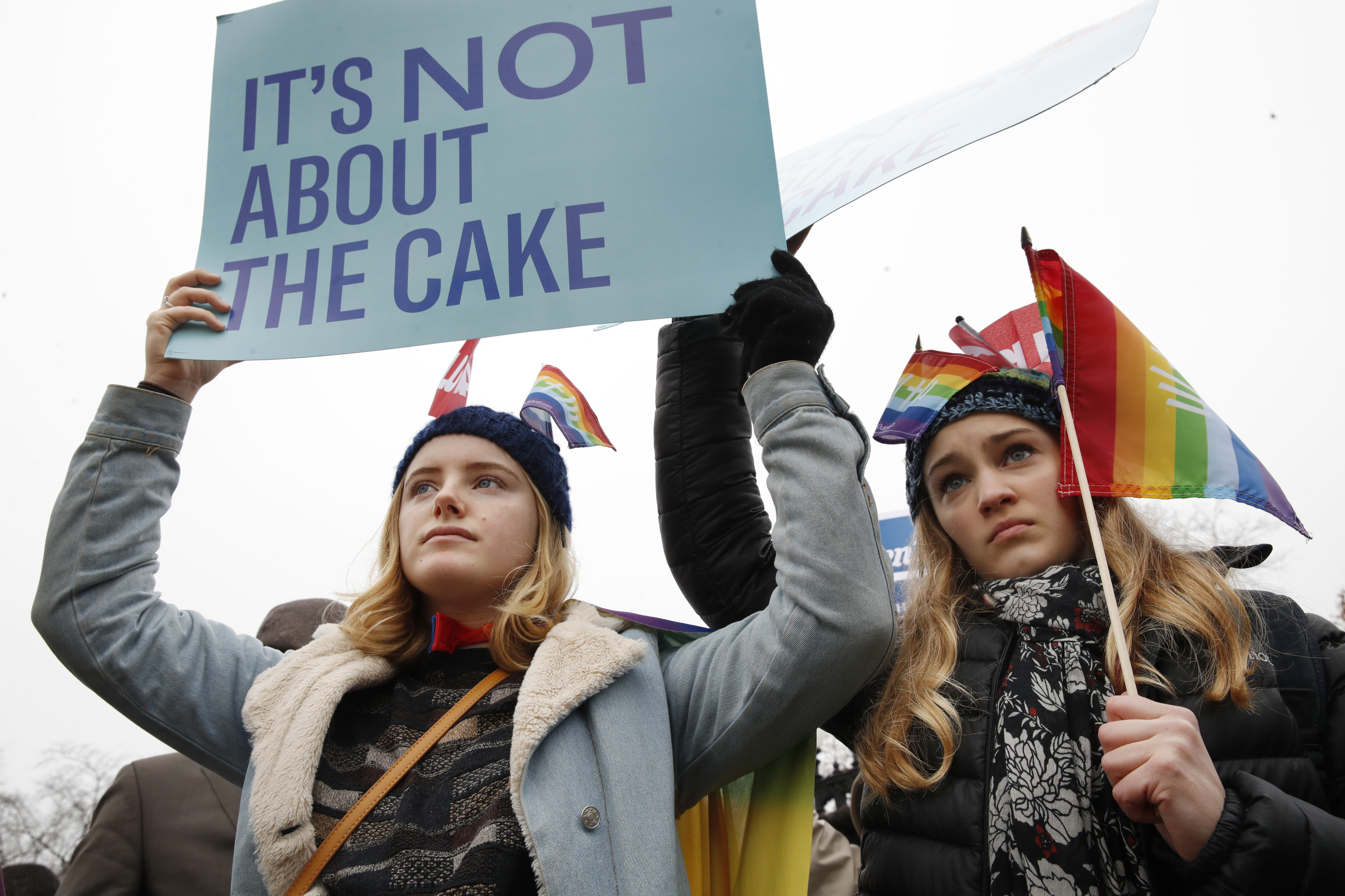 Supreme Court Hears Dispute Over Wedding Cake For Gay Couple Cbs News