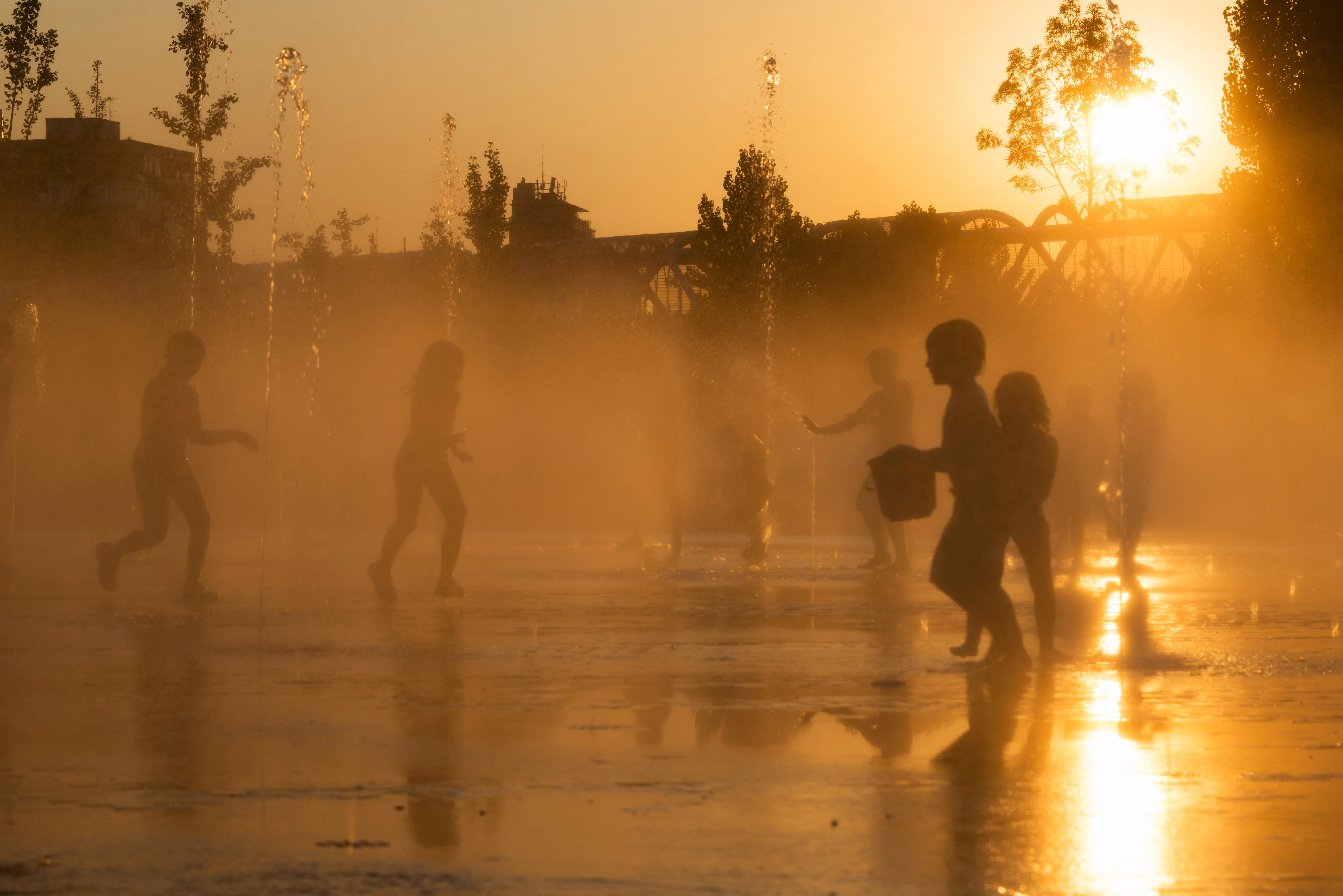 as-climate-warms-humidity-could-put-lives-in-danger-cbs-news