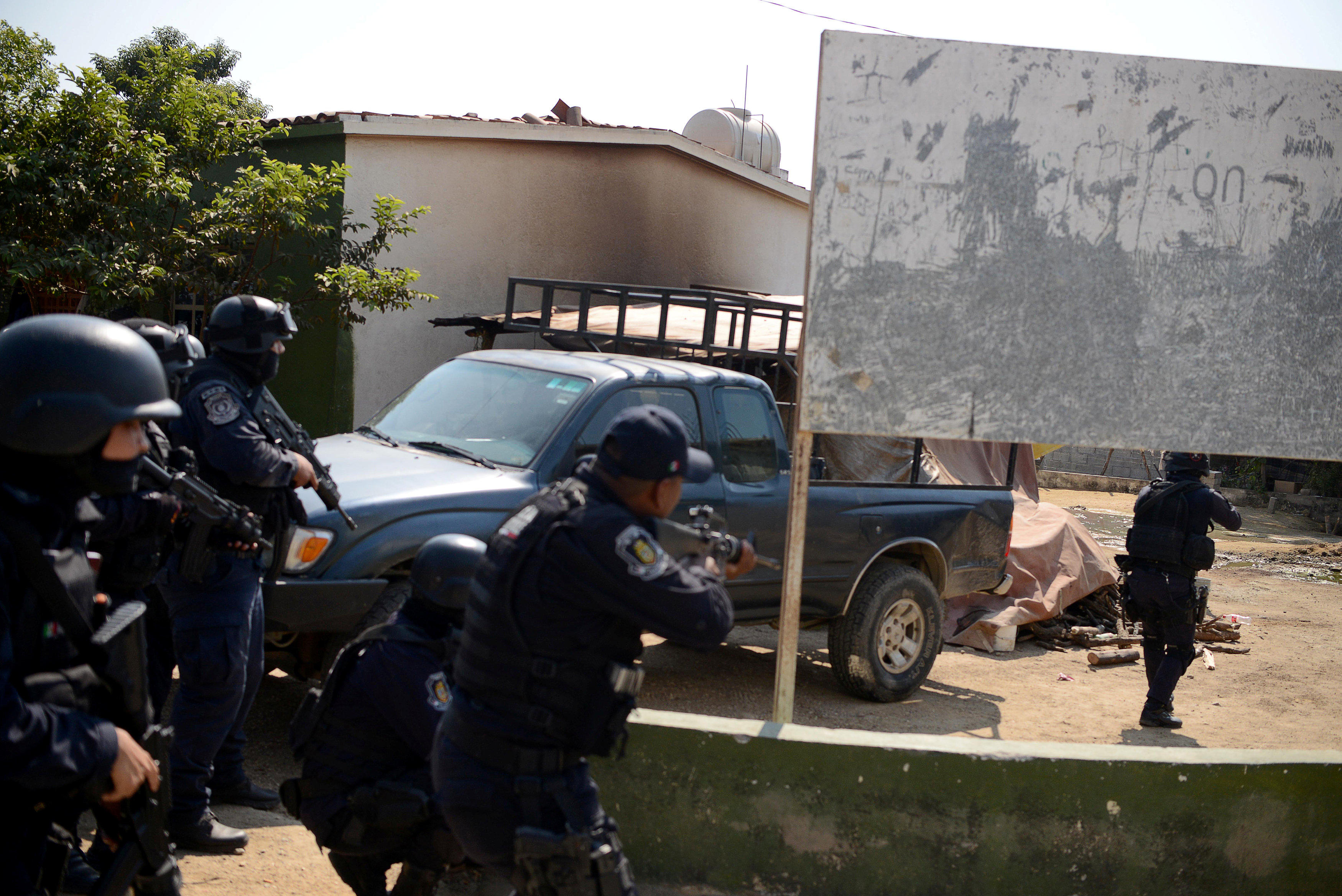 Mexico violence leaves almost 20 dead near Acapulco, San Jose del Cabo