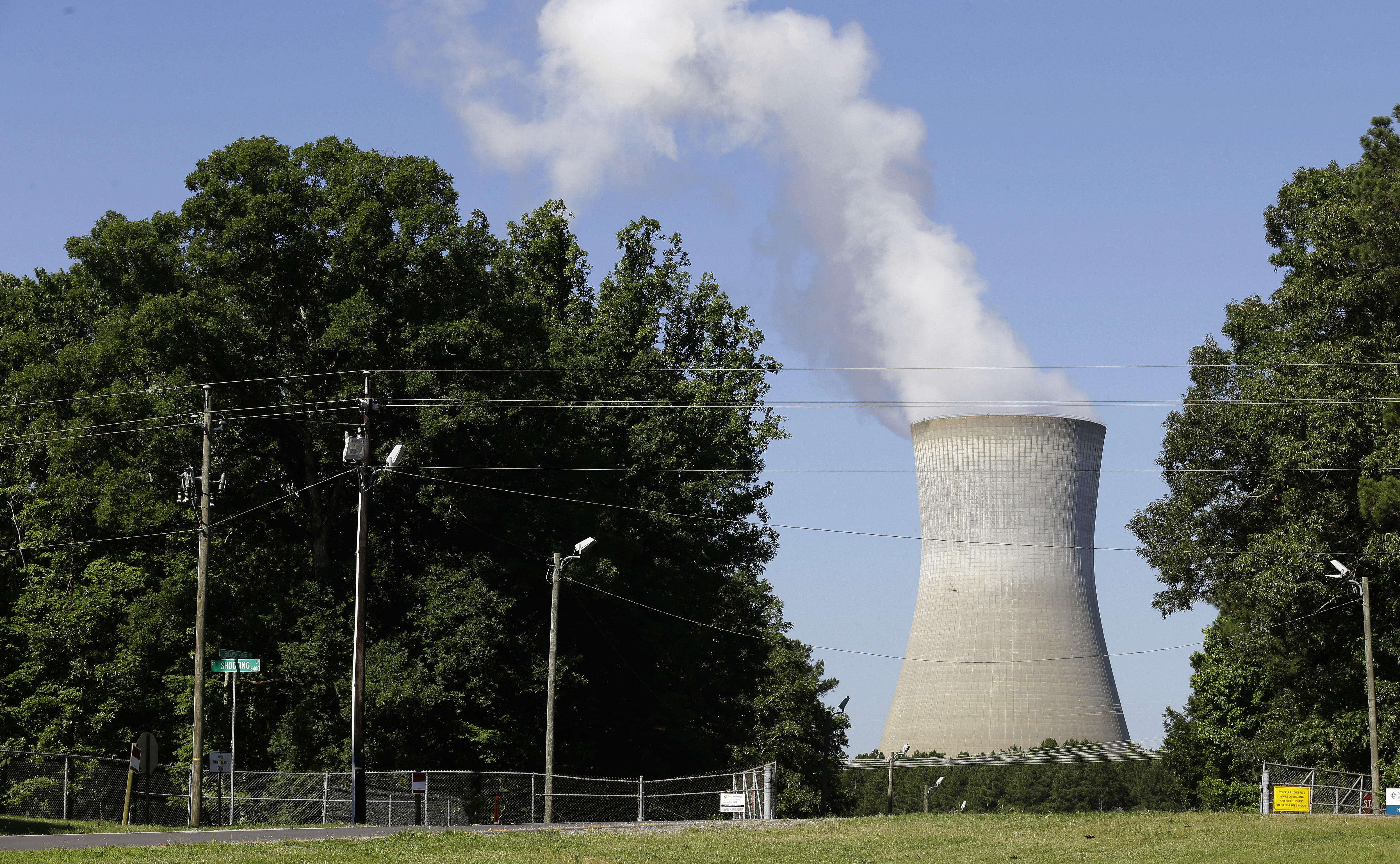 Malfunction triggers sirens at North Carolina nuclear