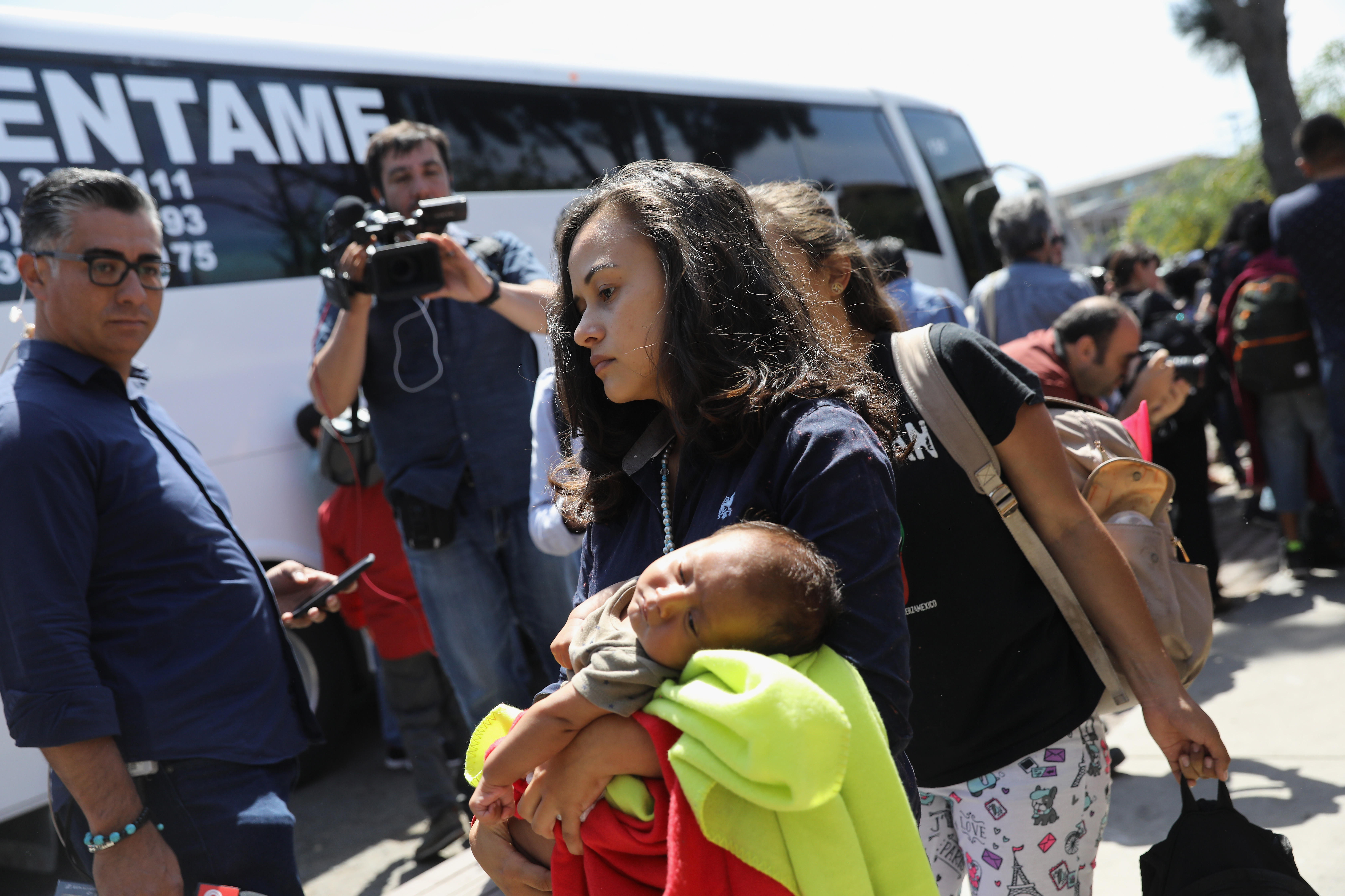 Mexico Migrant Caravan Reaches Us Border At Tijuana As Donald Trump Dhs Warn Against Asylum 