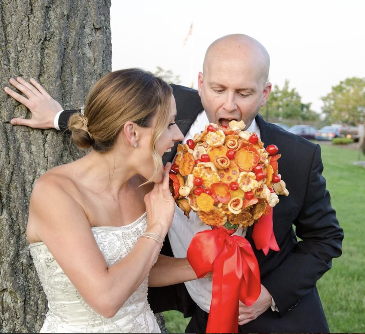 Brides Get The Chance To Carry A Pizza Bouquet Instead Of Flowers Cbs News