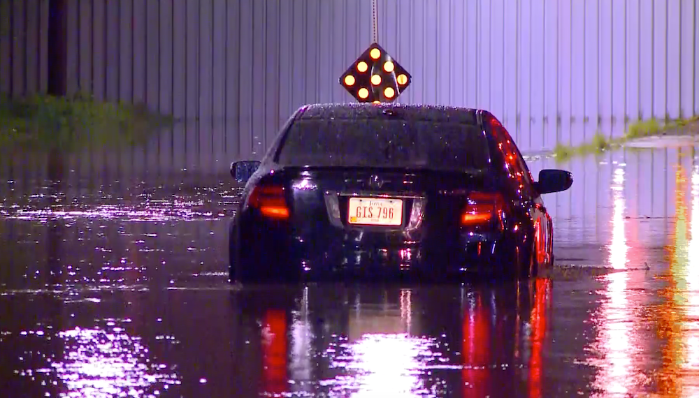 Des Moines, Iowa, begins cleanup following historic flooding CBS News