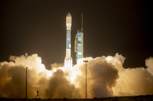 Final Delta 2 rocket launches $1 billion ice probe - CBS News