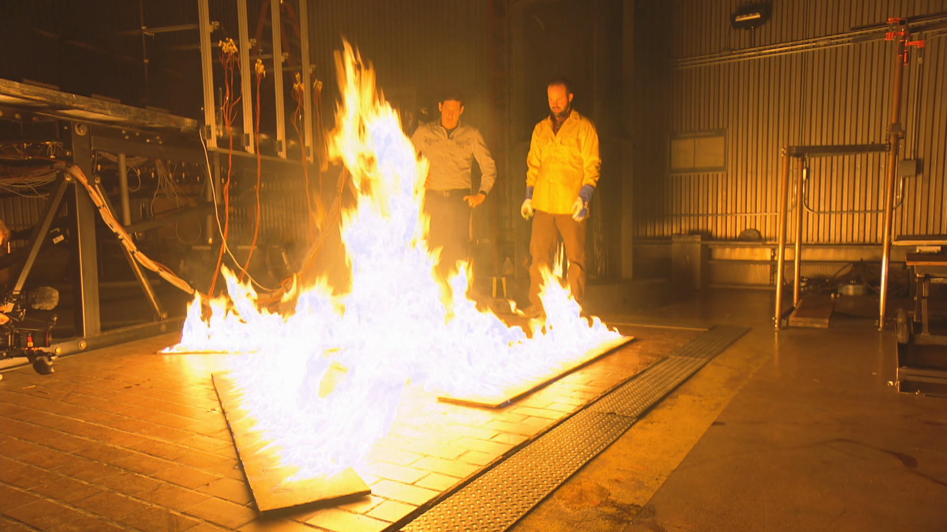 Inside The Lab Studying The Growing Threat Of Fire Tornadoes Cbs News