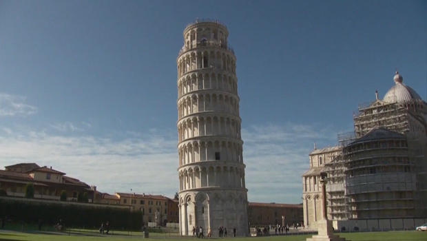 leaning tower of pizza leaning tower of pisa