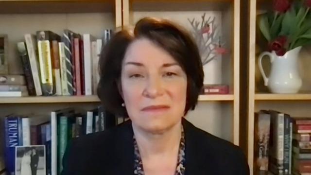 Klobuchar: Mob at Capitol a "tipping point" for Trump's supporters 