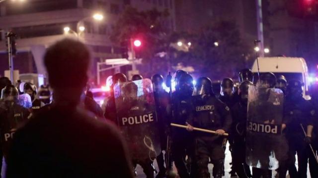St Louis Police Officers On Trial For Beating Black Undercover Detective During Protest Cbs News