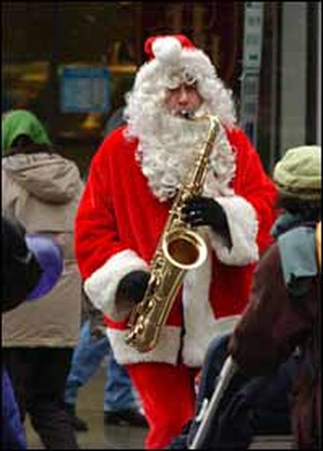 Christmas Capers Photo 10 CBS News