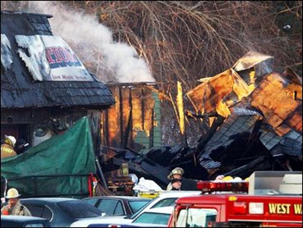 Deadly Nightclub Fire - Photo 1 - Pictures - CBS News