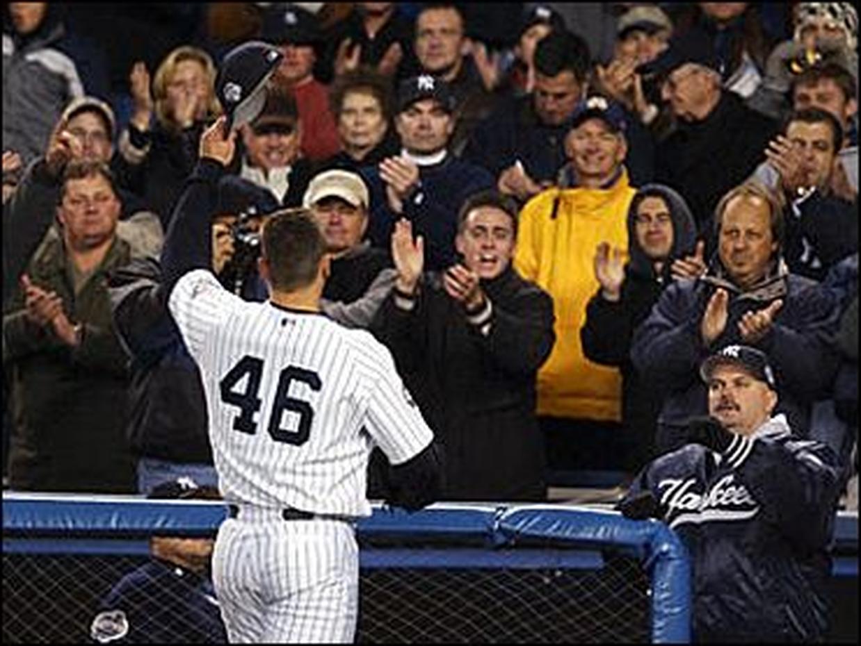 2003 World Series Game 2 Photo 3 CBS News