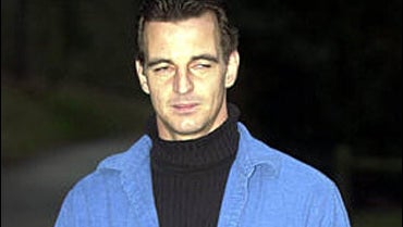 Prosecutor Stuns N.Y. Courtroom - CBS News