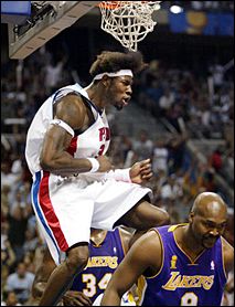 2004 NBA Finals Game 5 CBS News